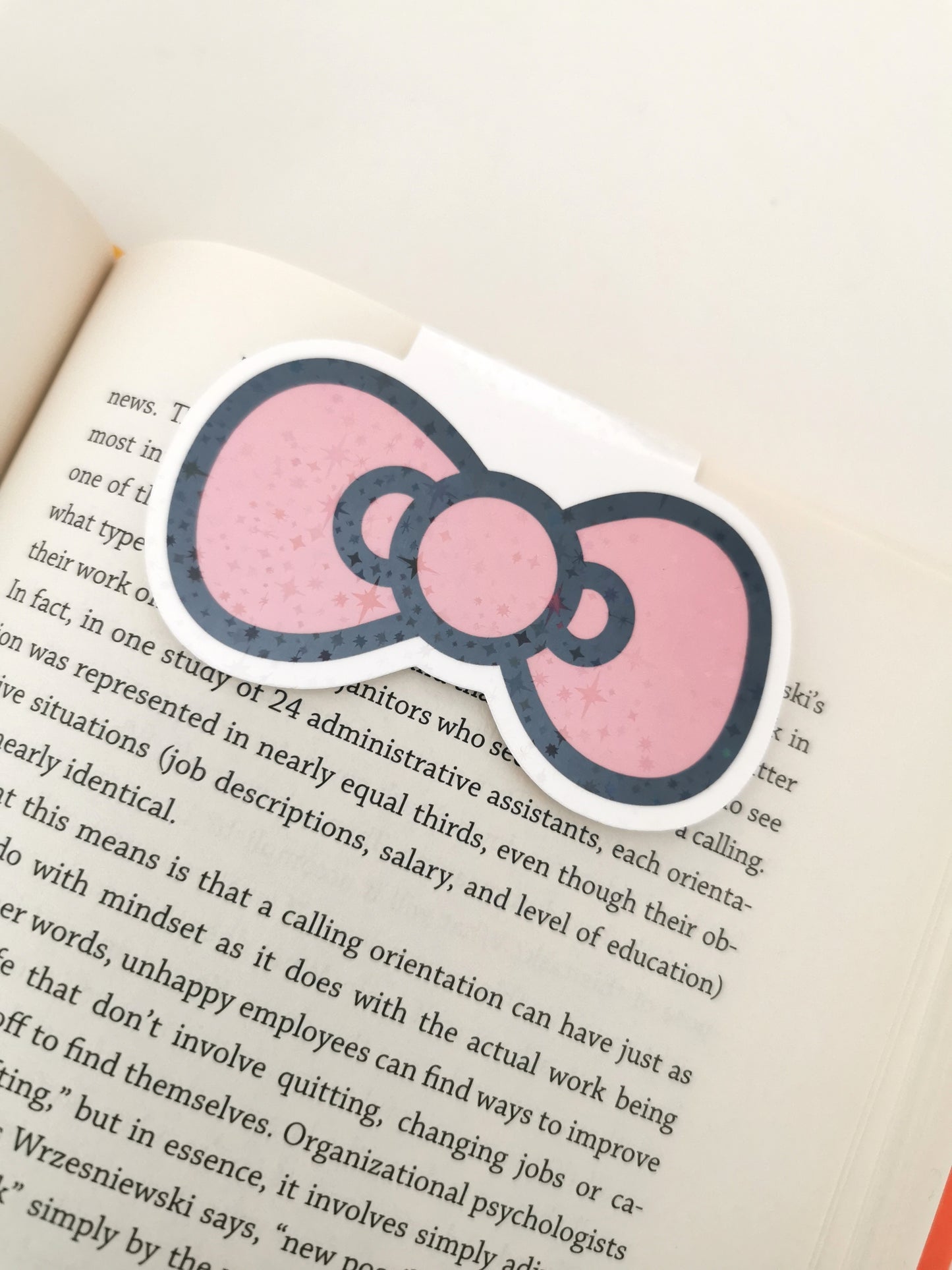 Hello Kitty Bow Magnetic Bookmark